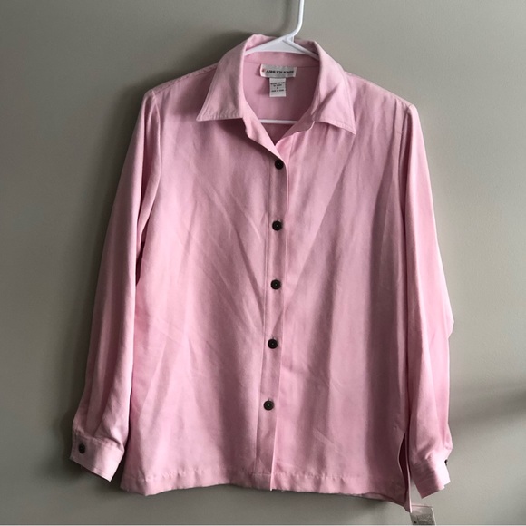 Ashlyn Kate Button Up Shirt Size Small - Picture 1 of 10